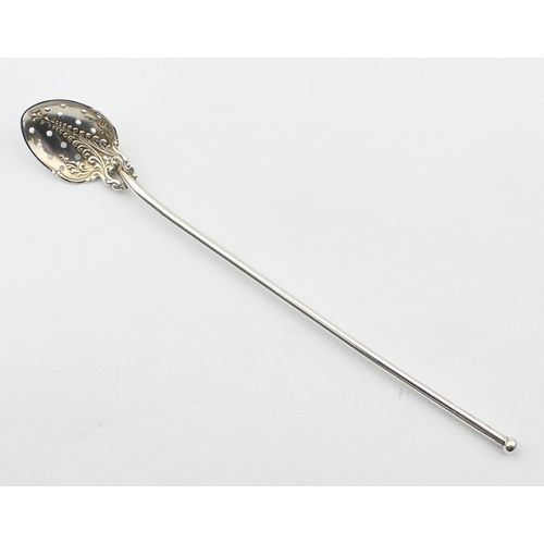 1091 - A vintage silver mate spoon straw, marked Sterling and XRF confirmed, a silver gilt spoon with St Ge... 