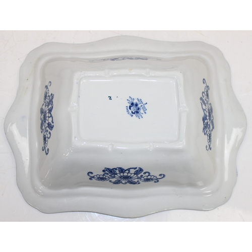 1656 - Qty of blue and white Wood & Sons dinnerware in the Buddha pattern, to incl plates and tureens