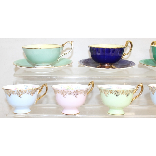 1657 - Mix of assorted decorative tea cups and saucers to incl Royal Albert and Aynsley