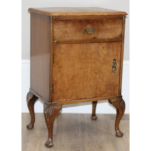 81 - Queen Anne style bedside cabinet on cabriolet legs by Dillon and a mahogany bedside cabinet, largest... 