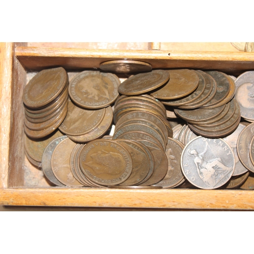 1264 - A large qty of assorted mixed coins, mainly British to inc many 19th century copper coins, Chinese c... 