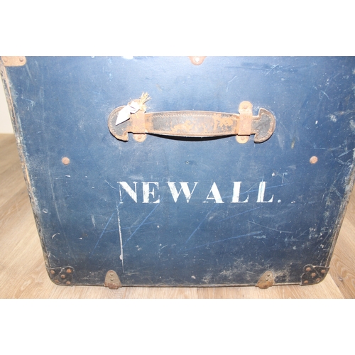 107 - A vintage blue shipping trunk with wooden ribs, no maker, early 20th century, approx 100cm wide x 60... 