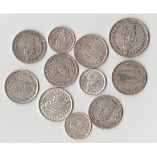 1268 - Qty of assorted mixed world coins with silver content, Swiss and Irish, 20th century, approx 52.44g ... 