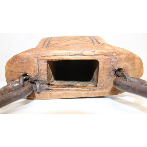 1675 - A vintage wooden box with iron handle, possibly a Scandinavian tinder box, approx 18cm wide