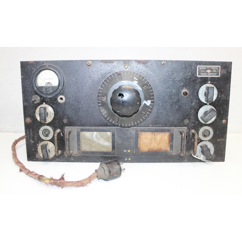 724 - 1930s/early WWII HRO-JR shortwave radio-receiver with power pack and spare coils