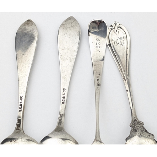 1090 - Qty of assorted silver items to inc salt spoons, butter knives and forks, all believed to be America... 