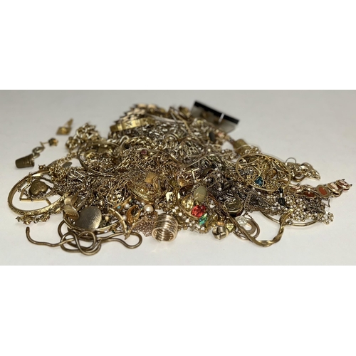 1165 - A huge qty of assorted vintage gold plated jewellery, approx 2kg gross