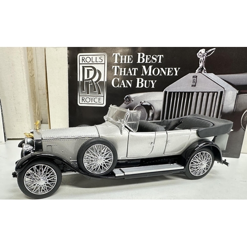 629 - Franklin Mint - 2 high quality models of Rolls Royce cars to inc 1925 Silver Ghost & 1929 Phantom