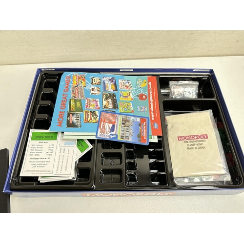 634 - 6 assorted location based Monopoly games to include Leicestershire, Florida, Milton Keynes, European... 