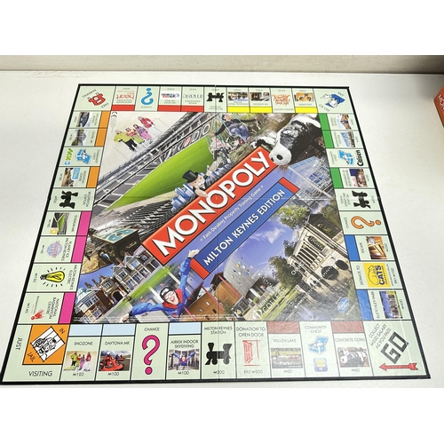 634 - 6 assorted location based Monopoly games to include Leicestershire, Florida, Milton Keynes, European... 