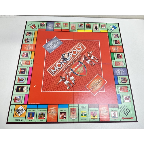 635 - 5 Various monopoly games to include Arsenal Edition, France 98, Coronation Street, Despicable me and... 