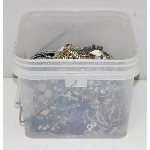 1183 - A large qty of assorted costume jewellery, approx 10kg gross (3 boxes)