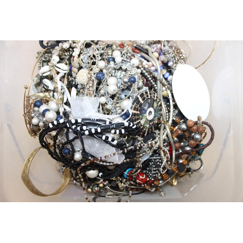 1183 - A large qty of assorted costume jewellery, approx 10kg gross (3 boxes)