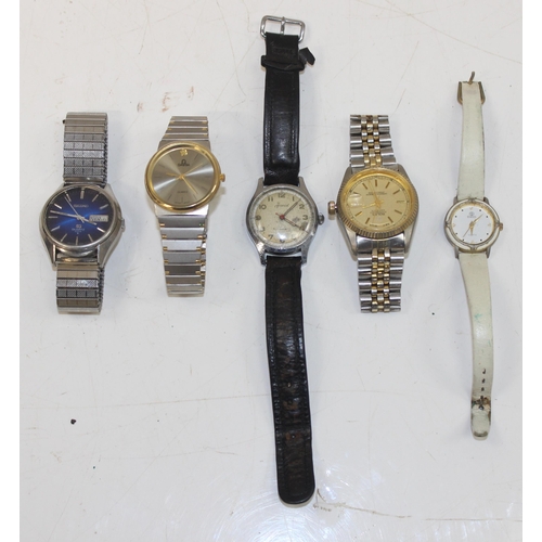 1374 - Qty of assorted watches to inc a vintage Accurist, Seiko Quartz 4004 etc