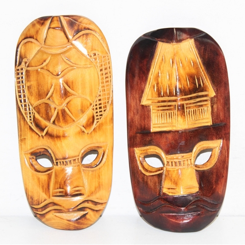 1682 - 5 assorted ethnic carved wooden masks, the largest approx 28cm tall