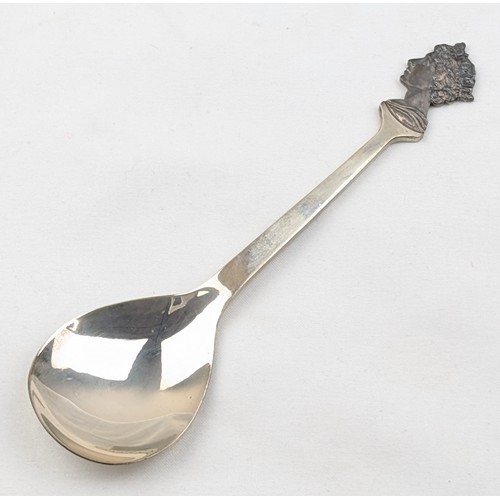 1117 - A.E. Jones, a silver spoon with Queen Elizabeth II bust to top, marked for Birmingham 1977 by Albert... 