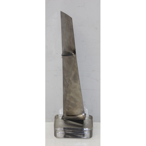 1449K - A vintage sculpture believed to be a Tornado Aircraft RB199 jet engine stage 2 LP compressor blade m... 