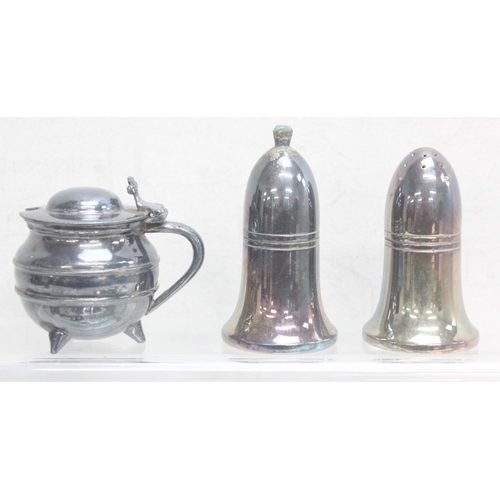 1141 - Qty of assorted interesting silver plated items to inc knife rests, cruet sets, christening mug etc,... 