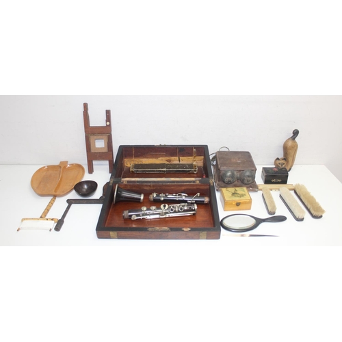 1690 - Qty of assorted antique and later wooden items to inc antique box, Clarinet etc