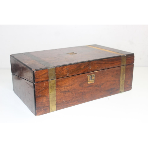 1690 - Qty of assorted antique and later wooden items to inc antique box, Clarinet etc