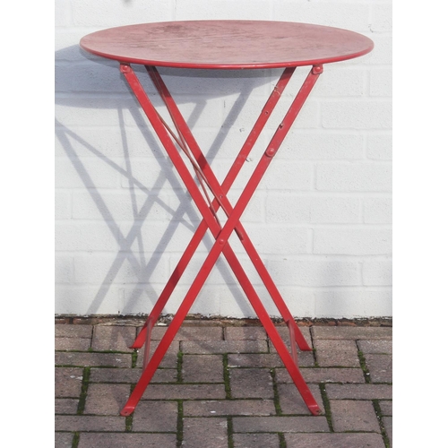 304 - Red painted metal bench with matching side table, approx 150cm W x 68cm D x 80cm H