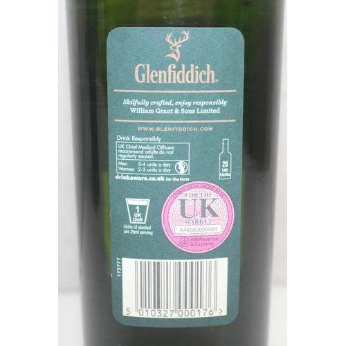 1549 - A bottle of Glenfiddich 12 year old single malt Scotch Whisky, in box, 70cl