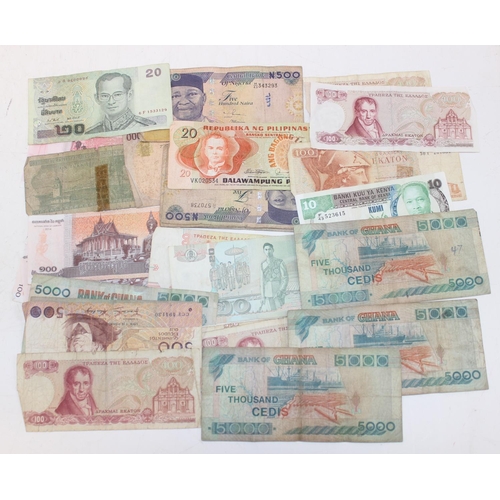 1282 - A large qty of assorted mixed world banknotes