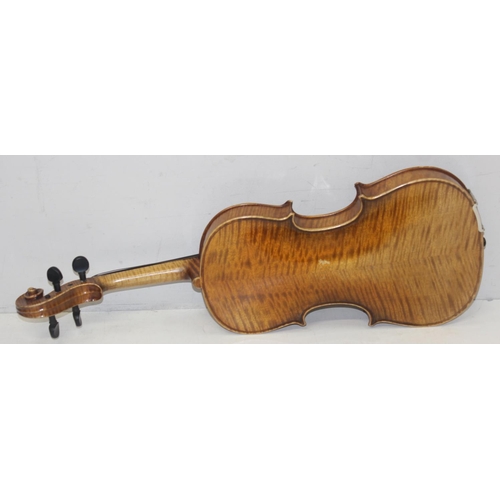 1452A - 3 assorted vintage violins, no labels, all with 2 piece backs, all approx 60cm long