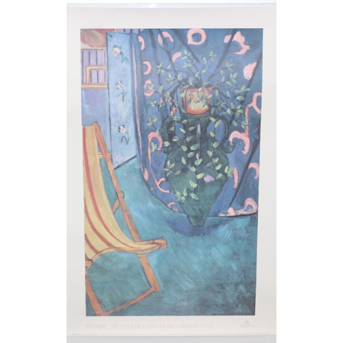 389 - Mix of art/gallery posters to incl Matisse 'The Corner Of The Artists Studio', Van Gogh 'Daisies & P... 