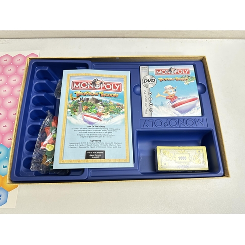 618 - 10 various Monopoly games to include Arsenal Edition, France 98, Coronation Street, Despicable me an... 