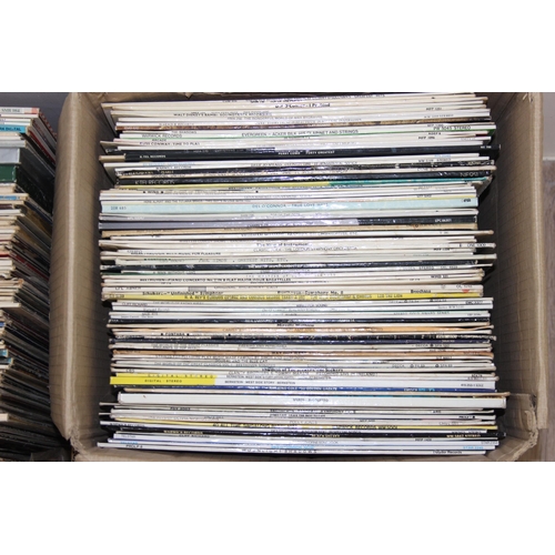 501 - A large qty of assorted vintage vinyl records, mainly LP and boxed sets, many hundred, (4 boxes)