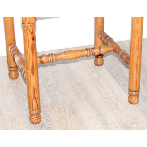 42 - John Lewis of Hungerford, an impressive country farmhouse kitchen style pine dining table with drawe... 