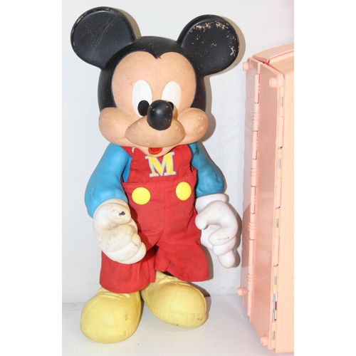 610 - Mix of vintage toys to incl Barbie travelling house suitcase and associated dolls, and a Mickey Mous... 