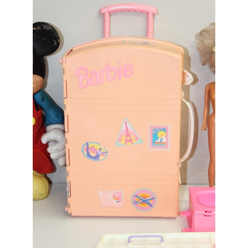 610 - Mix of vintage toys to incl Barbie travelling house suitcase and associated dolls, and a Mickey Mous... 