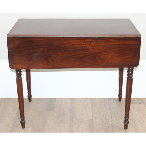 138 - A Victorian Mahogany Pembroke dropleaf table with single drawer, raised on turned legs, approx 88cm ... 