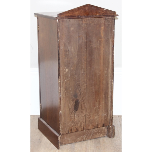 118 - An antique mahogany pot cupboard, approx 39cm wide x 35cm deep x 82cm tall