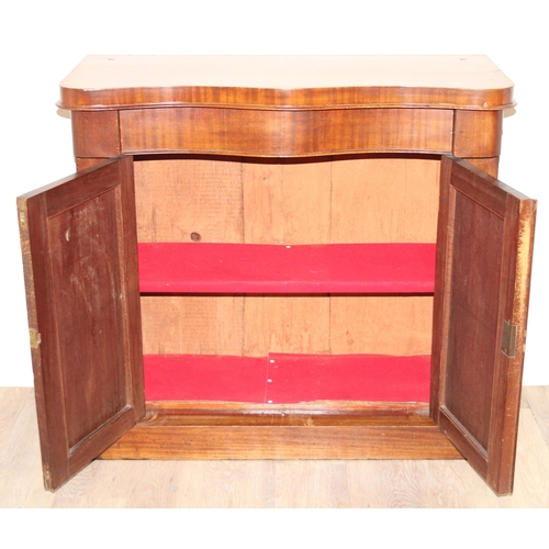 93 - A Victorian mahogany sideboard or chiffonier base with hidden frieze drawer over a 2 door cupboard, ... 