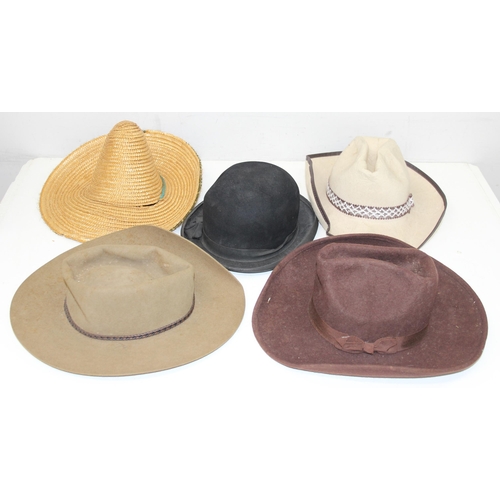 209 - Assorted vintage hats to incl bowler