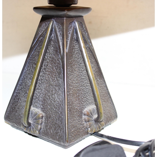 254 - An impressive Tiffany style bronze effect and slag glass table lamp, highly decorative secessionist ... 