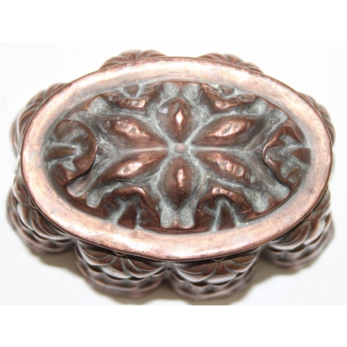 1438 - Antique copper jelly mould, approx 17cm W x 13cm H