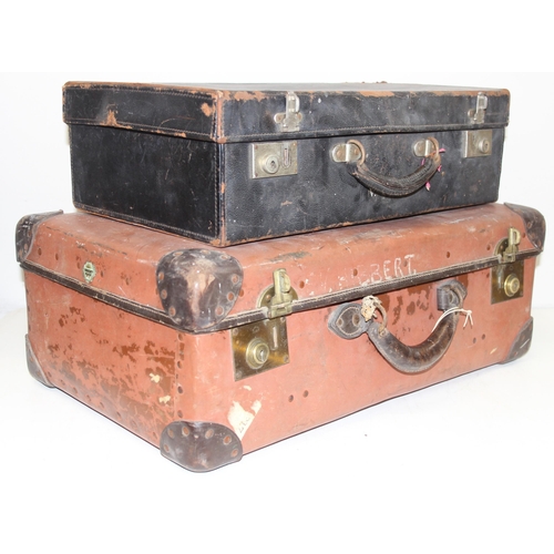 282 - Mix of large travelling cases and trunks to inc leather example, largest approx 95cm W x 51cm D x 42... 