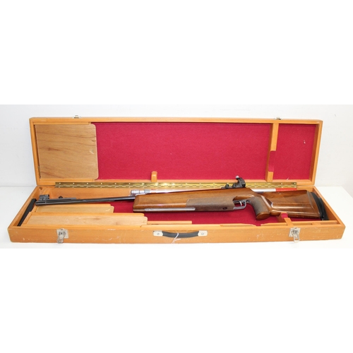 1368 - Vintage .177cal Anschutz Match Model 250 target air rifle in bespoke-made wooden case, case approx 1... 