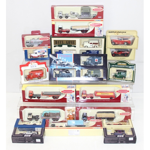 635 - Qty of boxed diecast model advertising toy vehicles to incl Corgi (19)