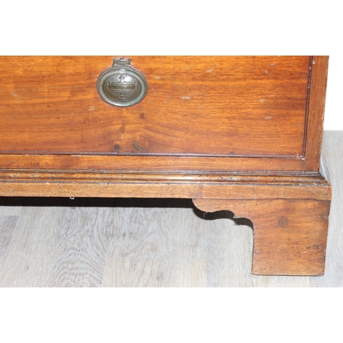 21 - A Georgian mahogany 2 over 3 chest of drawers with brass embossed ring handles and bracket feet, app... 