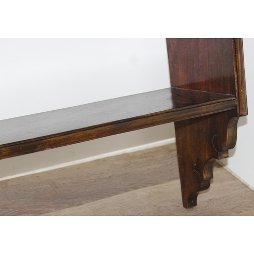 154 - A set of early 20th century mahogany wall-mountable shelves, approx 122cm x 20cm x 73cm