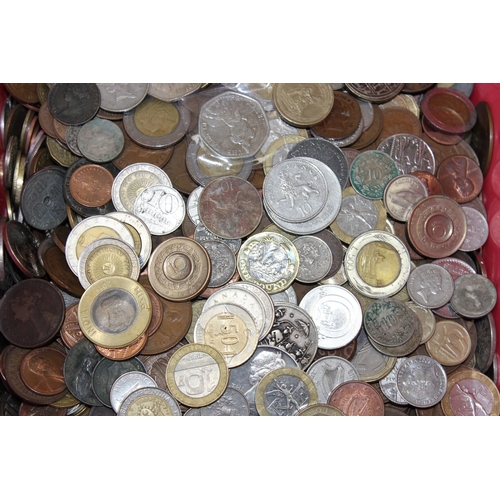 1214 - A large qty of assorted mixed world and British coins, approx 21kg gross (21,000g)