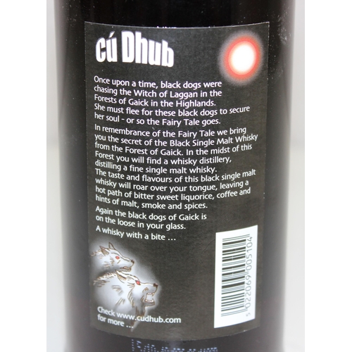 1461 - 70cl bottle of Cú Dhub (Black Dog) Single Malt Whisky