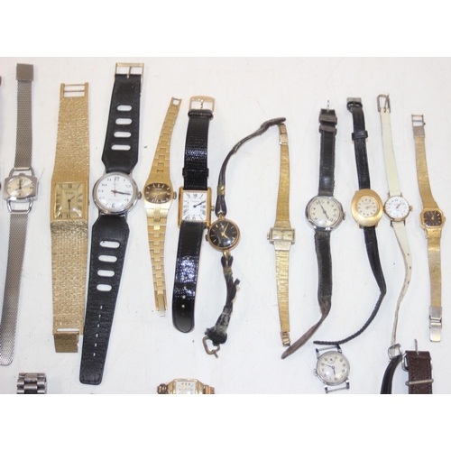 1326 - Large qty of assorted vintage and later watches all with mechanical movements, some with gold plated... 