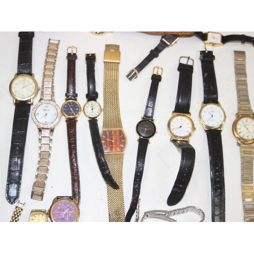 1327 - A huge qty of assorted vintage and later watches, all with gold plated straps or cases, to inc examp... 