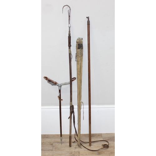 746 - Qty of vintage fishing rods and other fishing related items